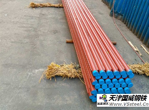 成排螺旋段水冷壁/40×7.5，5根水冷壁管一排，長6米，管節(jié)距55，6片鰭片連接，鰭片規(guī)格15×6，15CrMo